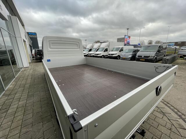 Volkswagen CRAFTER 35 2.0 TDI L4 DC 140 PK Hand | Trekhaak | App-Connect | PDC