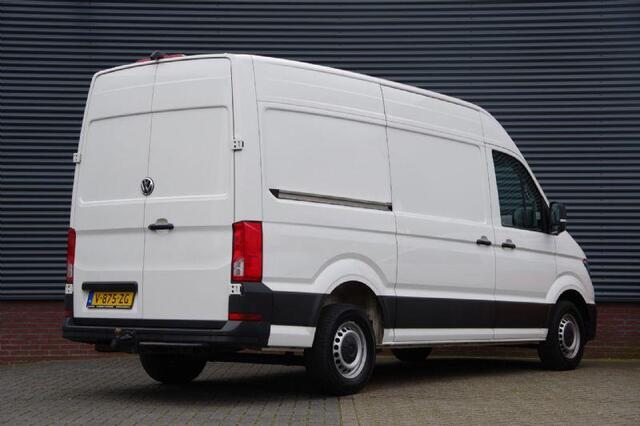 Volkswagen CRAFTER 35 2.0 TDI L3H3(L2H2) 140PK AUT. CAMERA, NAVI, CRUISE, DAB, TREKHAAK, AIRCO, PARKEERSENSOREN, APPLE CARPLAY, NL AUTO, NAP