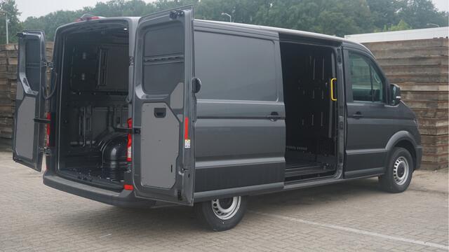 Volkswagen CRAFTER 30 2.0 TDI L3H2 Trendline 30 2.0 TDI L3H2 Trendline 140 pk Automaat, Airco, App Connect, Achteruitrijcamera