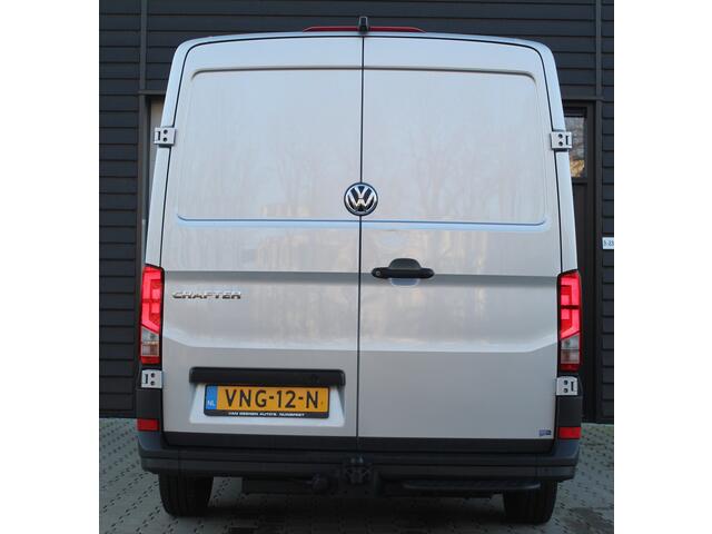 Volkswagen CRAFTER 35 2.0 TDI 177Pk L3H2 (L2H1) | Camera | Trekhaak