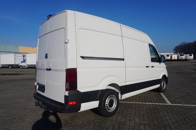 Volkswagen CRAFTER 30 2.0 TDI 140PK L3H3 Highline 30 2.0 TDI 140PK L3H3 Highline, Modeljaar 2025, App Connect, Trekhaak