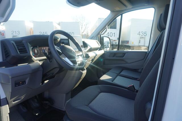 Volkswagen CRAFTER 30 2.0 TDI 140PK L3H3 Highline 30 2.0 TDI 140PK L3H3 Highline, Modeljaar 2025, App Connect, Trekhaak