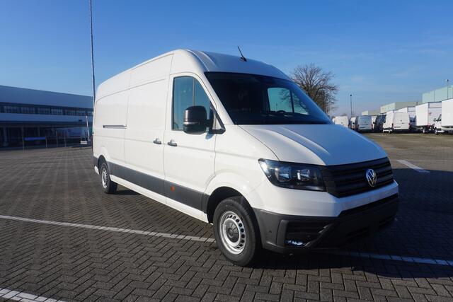 Volkswagen CRAFTER 35 2.0 TDI L4H3 Highline 35 2.0 TDI L4H3 Highline 140 pk Aut., Airco, Vierseizoensbanden, Navigatie, 260 gr achterdeuren