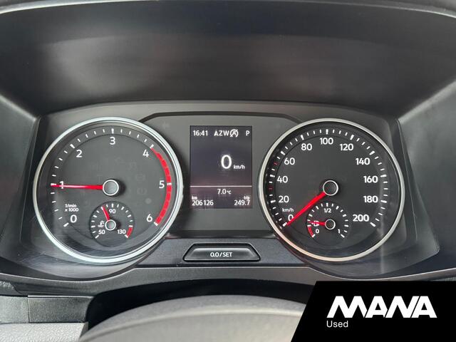 Volkswagen CRAFTER 30 2.0 TDI L3H3 180PK LED Automaat LM velgen Camera Sensoren ACC Massagestoel Parkeerhulp