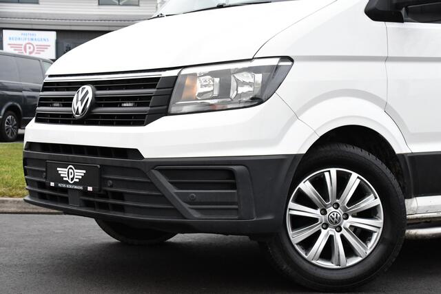 Volkswagen CRAFTER 35 2.0 TDI L3H3 Highline Camera, Cruise, Sensoren, Trekhaak, NAVI, Carplay, UNIEK!