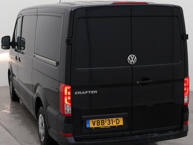 Volkswagen CRAFTER L3H2 L2H1 Highline 2x Schuifdeur Navigatie Cruisecontrol Airco Parkeersensoren Euro6