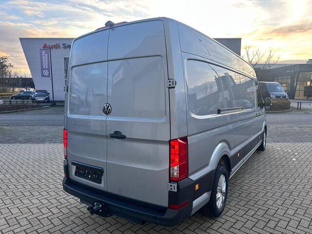 Volkswagen CRAFTER Bestelwagen 35 2.0 TDI 177pk L4H3 Exclusive I Climatronic I GeveerdeStoel I Navigatie I Camera I Trekhaak I Stoelverwarming L+R I Digital Cockpit I excl. kosten rijklaarmaken