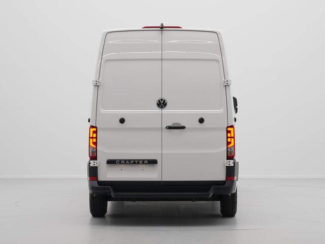 Volkswagen CRAFTER 2.0 TDI 103kW 140PK GVW 3.5T L4H3 Highline AUT BPM vrij!