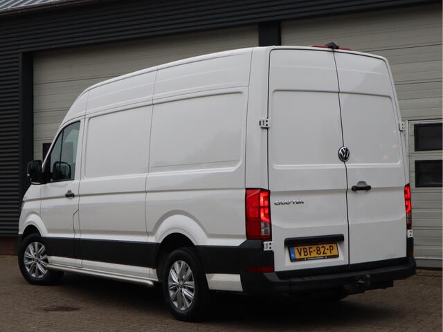 Volkswagen CRAFTER 2.0 TDI 177pk Automaat Euro 6 L3H3 L2H2 - LED - Trekhaak