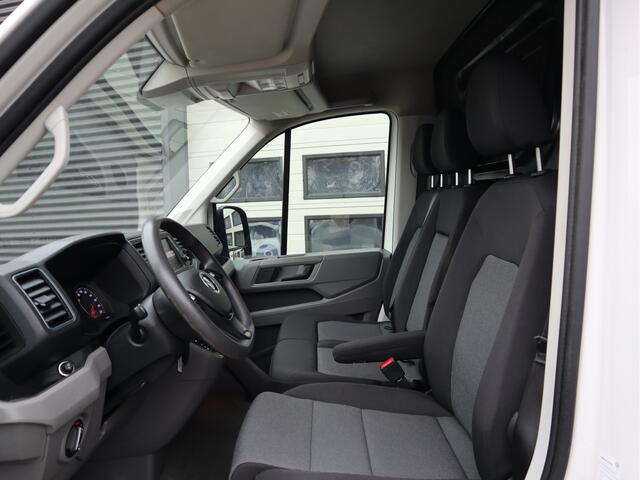 Volkswagen CRAFTER 2.0 TDI 177pk Automaat Euro 6 L3H3 L2H2 - LED - Trekhaak