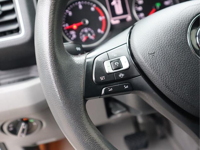 Volkswagen CRAFTER 2.0 TDI 177pk Automaat Euro 6 L3H3 L2H2 - LED - Trekhaak