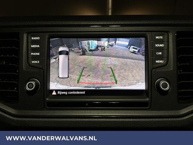 Volkswagen CRAFTER 2.0 TDI 140pk L3H3 L2H2 Euro6 Airco | Camera | Cruisecontrol | Apple Carplay | Android Auto, Parkeersensoren, chauffeursstoel, voorruitverwarming