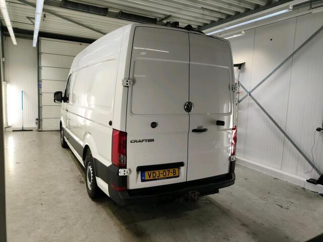 Volkswagen CRAFTER 35 2.0 TDI 140PK L3H3 (L2H2) Highline Airco Navi Cruise Control PDC VA+ Camera ERGO-Comfortstoel Trekhaak 3000kg