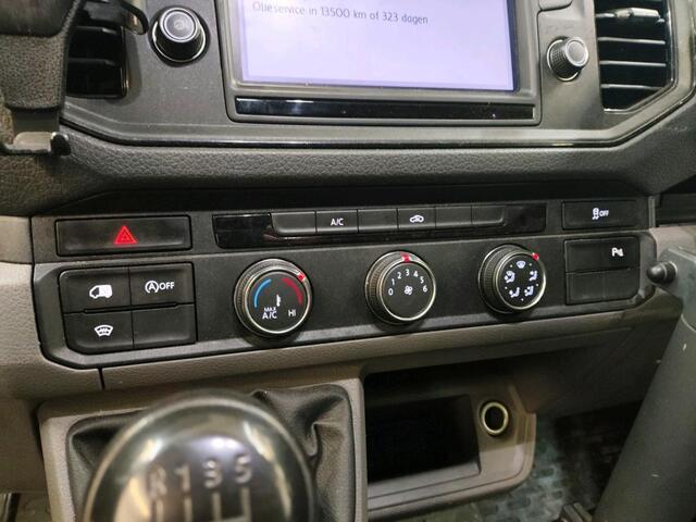 Volkswagen CRAFTER 35 2.0 TDI 140PK L3H3 (L2H2) Highline Airco Navi Cruise Control PDC VA+ Camera ERGO-Comfortstoel Trekhaak 3000kg