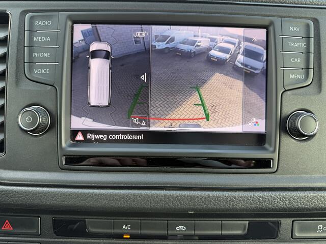 Volkswagen CRAFTER 35 2.0 TDI 140PK automaat **BPM VRIJ**L3H3 EURO6 Achteruitrijcamera/trekhaak/cruise control