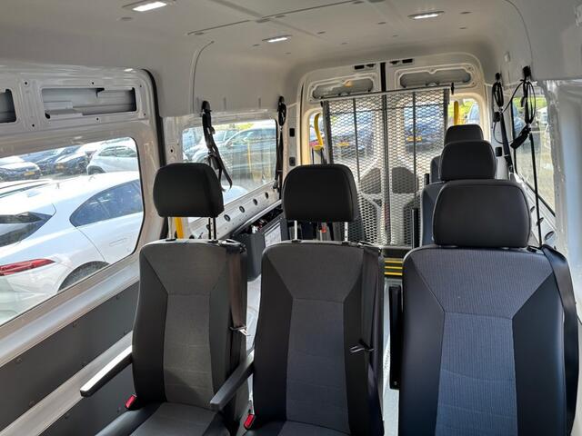 Volkswagen CRAFTER Electrische 9-persoons Rolstoelbus