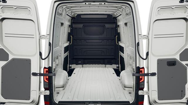 Volkswagen CRAFTER Bedrijfswagens Highline L3H3 2.0 TDI 130 kW 177 pk 8 versn. Auto | BPM vrij | Comfort plus bijrijdersstoel | Led-laadruimteverlichting | Schuifdeur links |