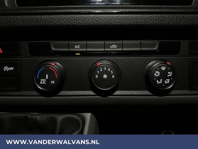 Volkswagen CRAFTER 2.0 TDI 141pk L3H3 L2H2 Euro6 Airco | Camera | Apple Carplay | Android Auto Parkeersensoren, Bijrijdersbank
