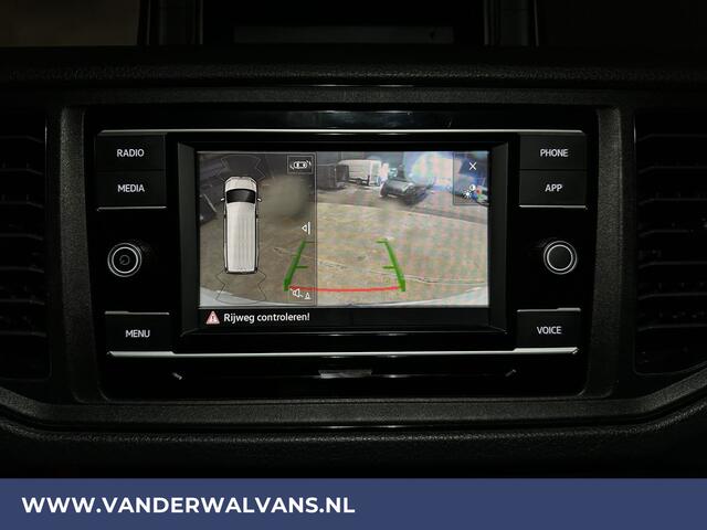 Volkswagen CRAFTER 2.0 TDI 141pk L3H3 L2H2 Euro6 Airco | Camera | Apple Carplay | Android Auto Parkeersensoren, Bijrijdersbank