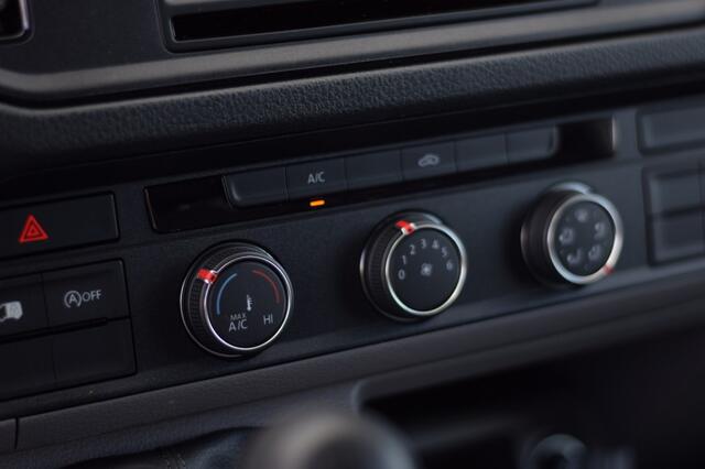 Volkswagen CRAFTER 2.0 TDI L4H3 Cruise Carplay â¬ 329 p.m.