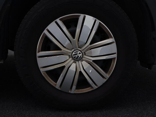 Volkswagen CRAFTER 35 2.0 TDI L3H3 DC Highline | Camera, Parkeersensoren, Airco | Cruise | Trekhaak | Ergo comfortstoelen