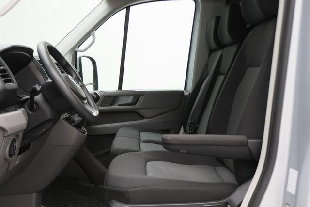 Volkswagen CRAFTER 30 2.0 TDI L3H2 2x Schuifdeur, Camera, Cruise, Airco, 3-Zits, Apple Carplay, Trekhaak, 18''