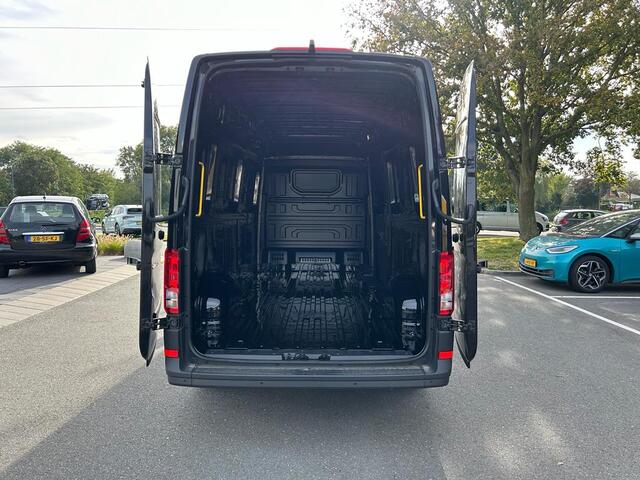 Volkswagen CRAFTER GP L4 2.0 TDI 140pk 3.5T /Direct leverbaar /BPM-vrij