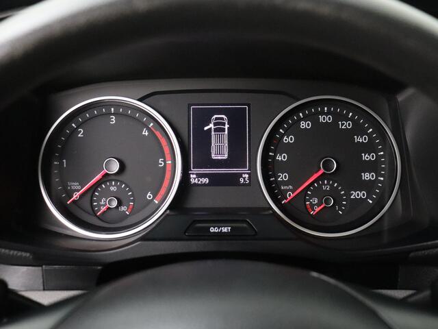 Volkswagen CRAFTER 2.0TDI 140PK DSG Automaat L3H3 | Laadklep | Laadlift | Navigatie | Camera | 3-Persoons | Airco | Cruise | Betimmering
