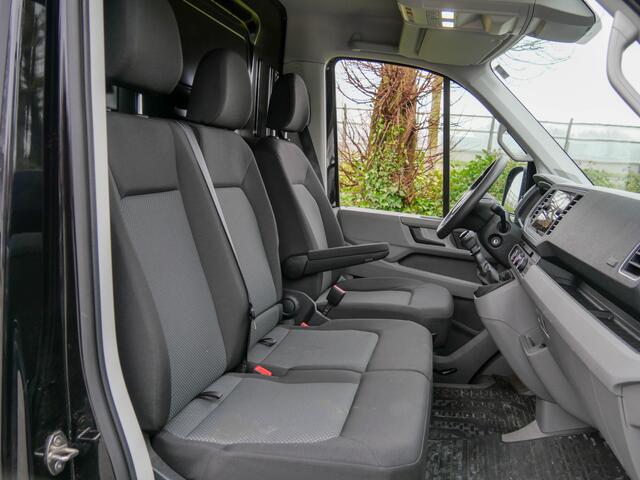 Volkswagen CRAFTER 30 2.0 TDI 140PK L3H3 Comfortline | NAVIGATIE | TREKHAAK | CAMERA |