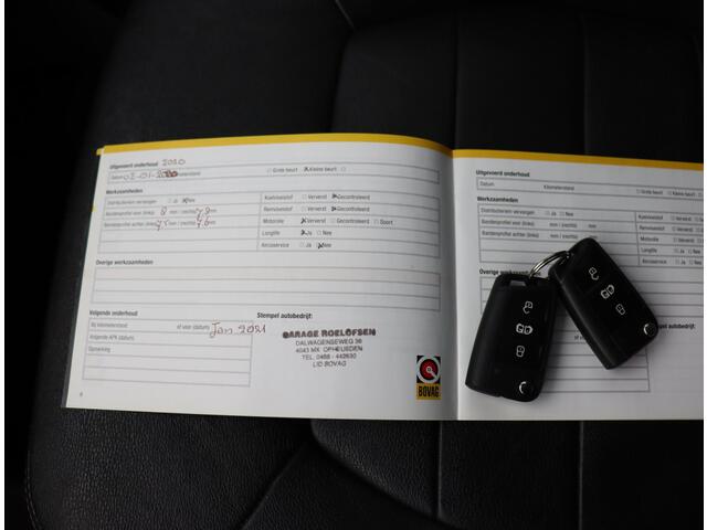 Volkswagen CRAFTER 30 2.0 TDI L3H3 Highline | Verwarmde Voorruit | Trekhaak | ACC
