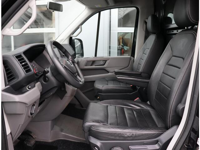 Volkswagen CRAFTER 30 2.0 TDI L3H3 Highline | Verwarmde Voorruit | Trekhaak | ACC