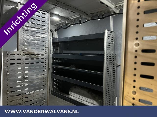 Volkswagen CRAFTER 2.0 TDI 141pk L3H2 L2H1 inrichting Euro6 Airco | Camera | Apple Carplay | Android Auto | Parkeersensoren Bijrijdersbank, 3000kg trekvermogen