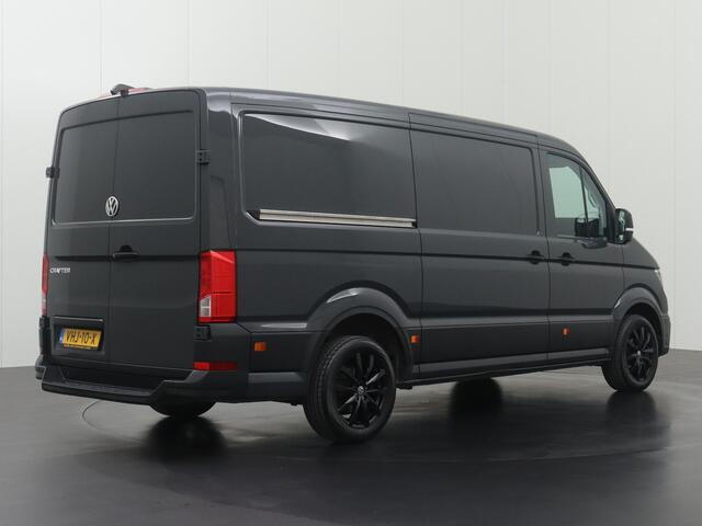 Volkswagen CRAFTER 2.0TDI 140PK L3H2 Highline | 3-Persoons | Navigatie | Camera | Betimmering