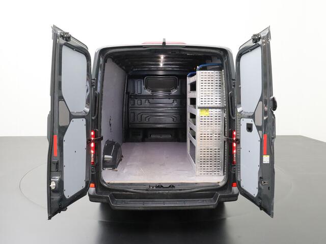 Volkswagen CRAFTER 2.0TDI 140PK L3H2 Highline | Navigatie | Camera | Multimedia | Airco | Cruise