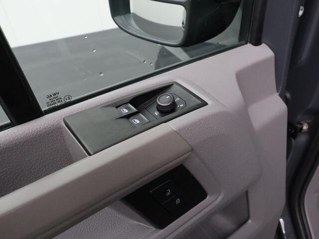 Volkswagen CRAFTER 2.0TDI 140PK L3H2 Highline | Navigatie | Camera | Multimedia | Airco | Cruise