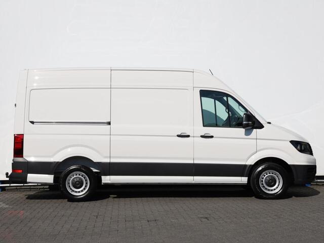 Volkswagen CRAFTER 35 2.0 TDI 164pk L3H3 RWD | 3500 kg Trekgewicht | Camera | Cruise control | Bijrijdersbank | Navigatie via app-connect |