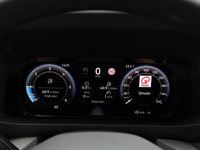 Volkswagen CRAFTER 35 2.0 TDI 140PK L3H3 Trendline | Nieuw model | Airco | Cruise Control | PDC | Alarm | Camera | Bijrijdersbank | Trekhaak |