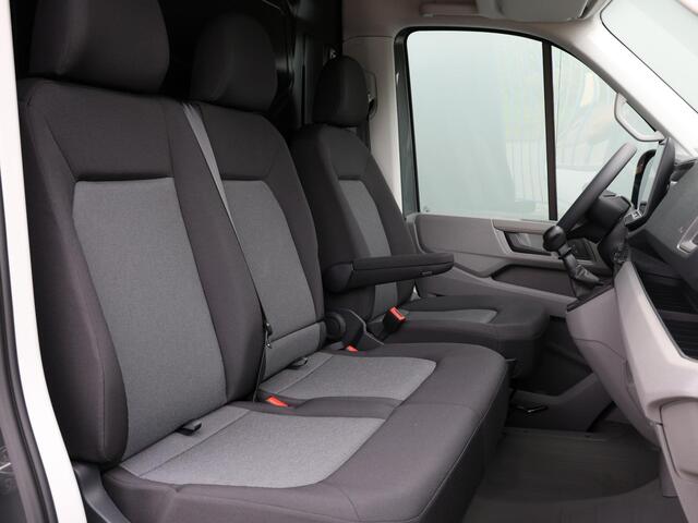 Volkswagen CRAFTER 35 2.0 TDI 140PK L3H3 Trendline | Nieuw model | Airco | Cruise Control | PDC | Alarm | Camera | Bijrijdersbank | Trekhaak |