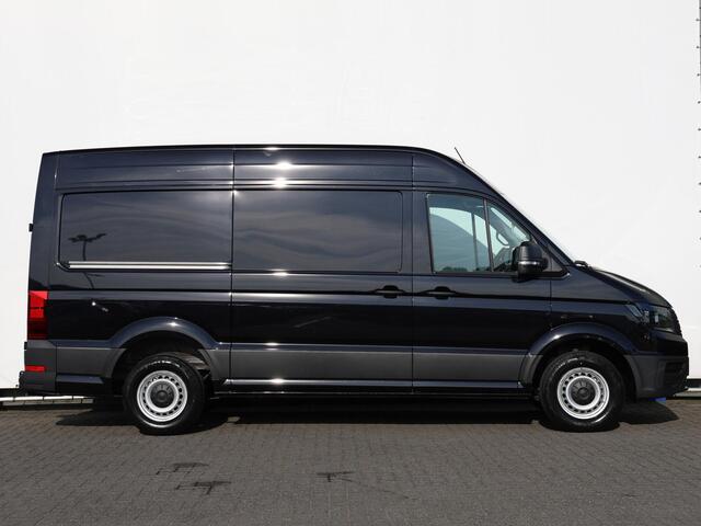 Volkswagen CRAFTER 35 2.0 TDI 140PK L3H3 Trendline | Nieuw model | Airco | Cruise Control | Alarm | Camera | Bijrijdersbank | Trekhaak |