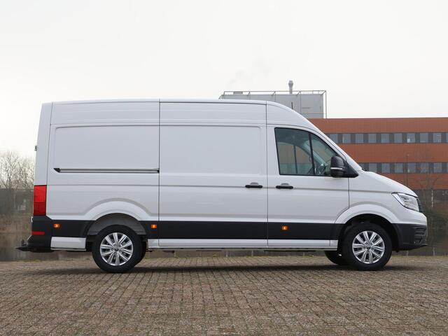 Volkswagen CRAFTER 35 2.0 TDI L3H3 140pk Automaat Exclusive | Nieuw model | ACC | Digital cockpit | LED | Trekhaak | Alarm | 17" Lmv |