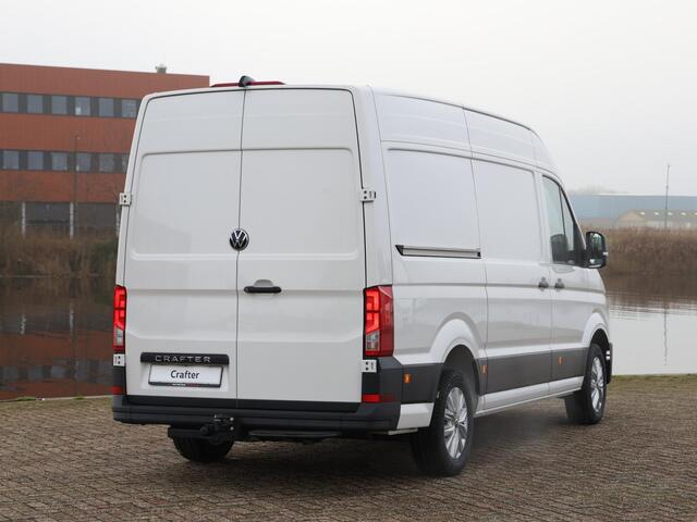 Volkswagen CRAFTER 35 2.0 TDI L3H3 140pk Automaat Exclusive | Nieuw model | ACC | Digital cockpit | LED | Trekhaak | Alarm | 17" Lmv |