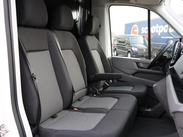 Volkswagen CRAFTER 35 2.0 TDI L3H3 140pk Automaat Exclusive | Nieuw model | ACC | Digital cockpit | LED | Trekhaak | Alarm | 17" Lmv |