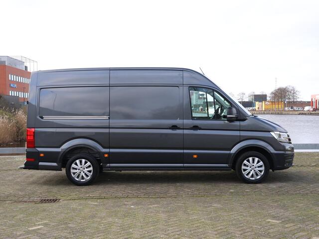 Volkswagen CRAFTER 35 2.0 TDI 177PK L3H3 Exclusive 75 Edition | Navi | LED | ACC | Leer | Trekhaak | Airco | 17 inch LMV | Bijrijdersbank |