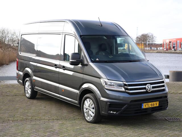 Volkswagen CRAFTER 35 2.0 TDI 177PK L3H3 Exclusive 75 Edition | Navi | LED | ACC | Leer | Trekhaak | Airco | 17 inch LMV | Bijrijdersbank |