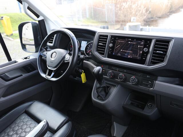 Volkswagen CRAFTER 35 2.0 TDI 177PK L3H3 Exclusive 75 Edition | Navi | LED | ACC | Leer | Trekhaak | Airco | 17 inch LMV | Bijrijdersbank |