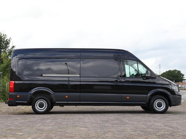 Volkswagen CRAFTER 35 2.0 TDI 140PK L4H3 Trendline | Nieuw model | Airco | Cruise Control | Navi via App-connect | Camera | Bijrijdersbank | Trekhaak |