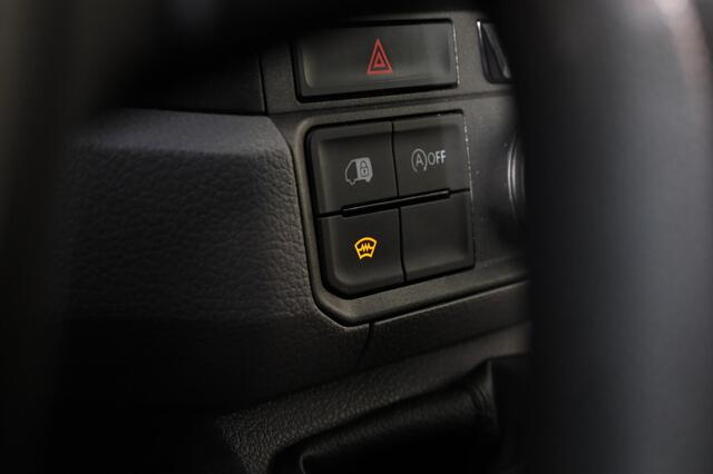 Volkswagen CRAFTER 30 2.0 TDI 140 PK L3H3 Comfortline | Trekhaak | 3-zits | Camera | Luchtgeveerde bestuurdersstoel | Cruise Control