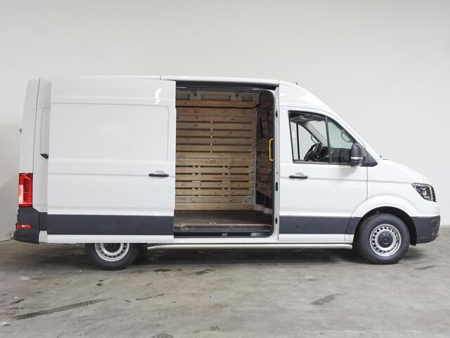 Volkswagen CRAFTER 102pk L3H3/ L2H2 Highline Volkswagen Crafter 102pk L3H3 Highline Airco Navi Cruise Camera Trekhaak