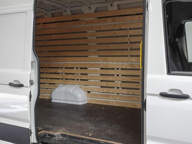 Volkswagen CRAFTER 102pk L3H3/ L2H2 Highline Volkswagen Crafter 102pk L3H3 Highline Airco Navi Cruise Camera Trekhaak