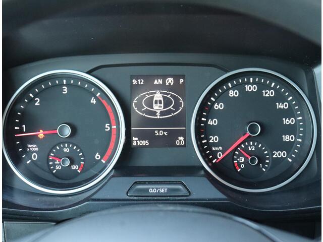 Volkswagen CRAFTER 35 2.0 TDI L3H3 Highline | Trekhaak | Navigatie | Achteruitrijcamera!